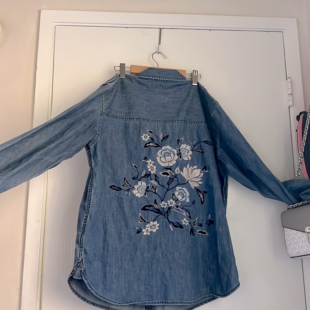 American Eagle Embroidered Denim button down long sleeve top